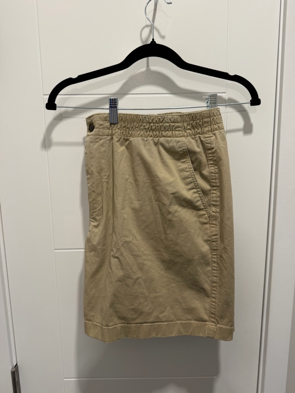 Classic Tan Men’s Shorts - Elastic Waist